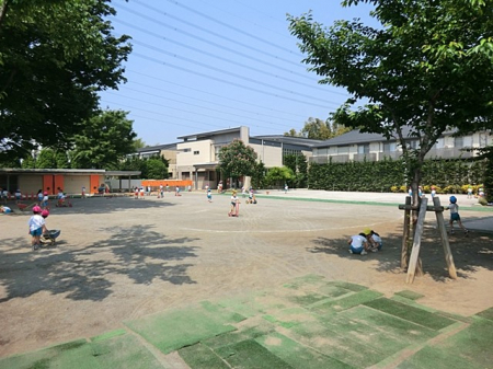 周辺環境　幼稚園・保育園 818m 妙厳寺幼稚園