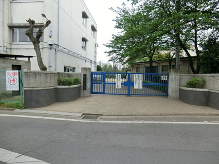 周辺環境　小学校 720m 霞ケ関東小学校